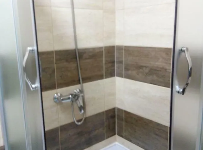 Apartment артгалерея у серці львова